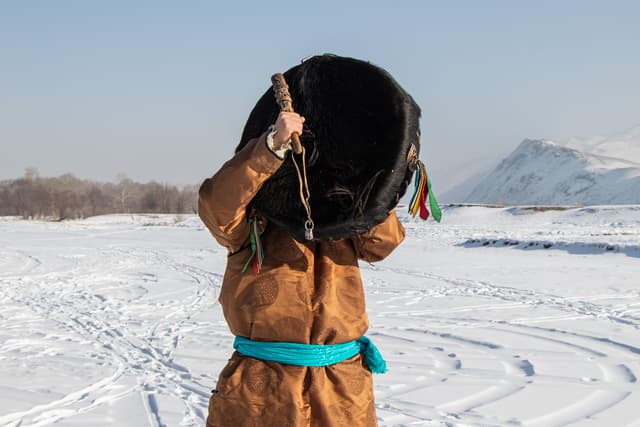 Avant de Voyager pour une Expérience Chamanique en Mongolie : Informations Complémentaires sur le Chamanisme