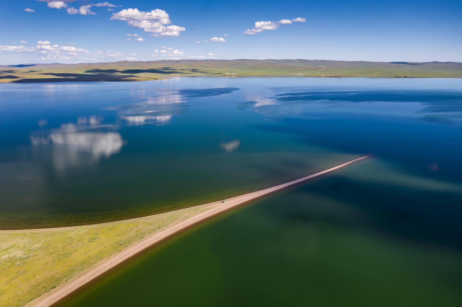 Lac Ögii