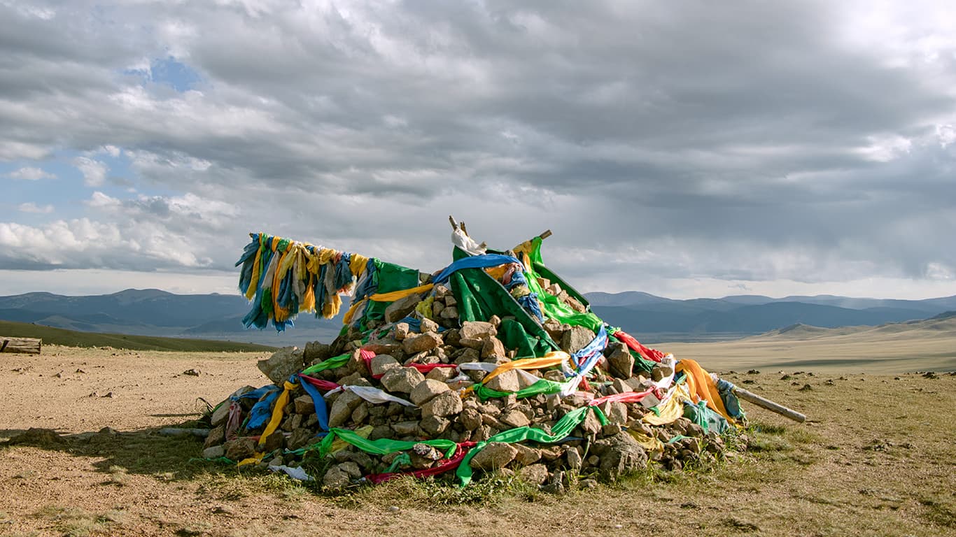 Ovoo bouddisme, Chaman