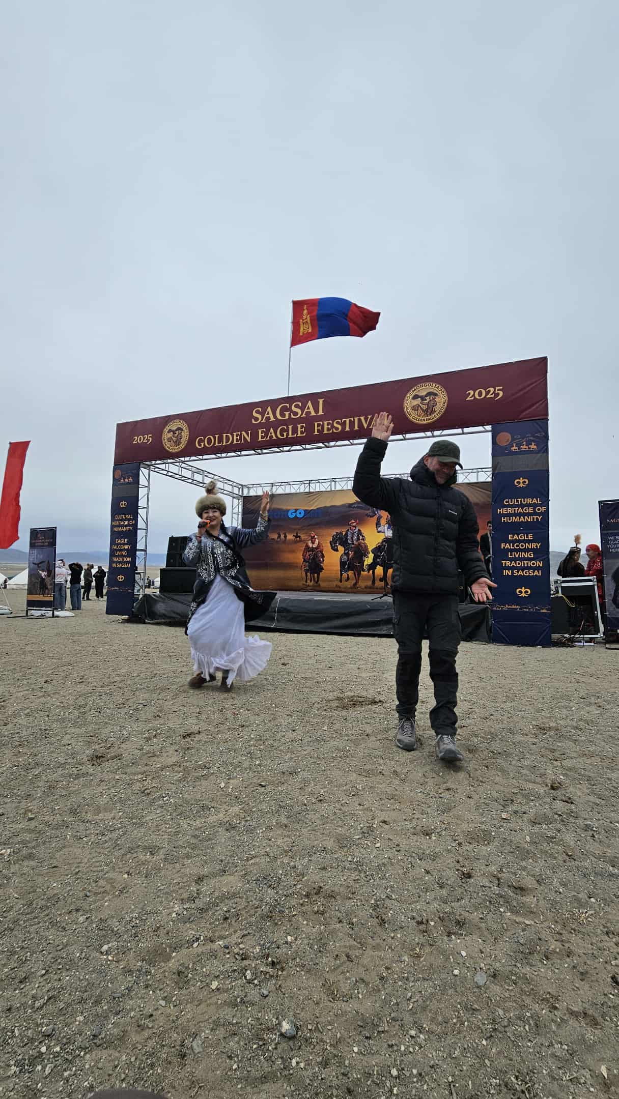 Fête d’Aigle de Sagsai et petit naadam de centre (15-25 septembre)